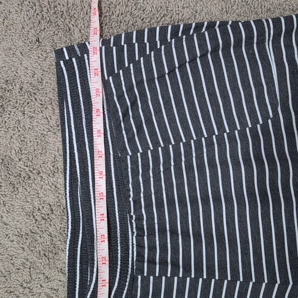 LulaRoe DREAM Pajama Pants Gray White Stripes 3X Excellent Condition - Picture 6 of 10